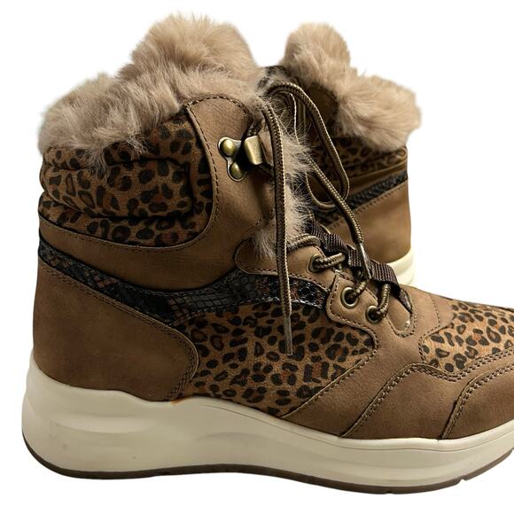 Patrizia by Spring Step Sneaker Booties Lace Up 39 Animal Print Side Zip 8.5 - Picture 13 of 15